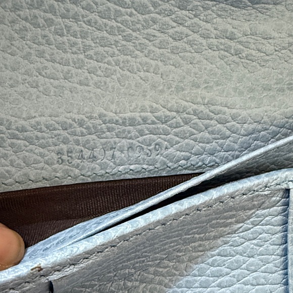 Gucci Tan Leather Wallet - Picture 11 of 11